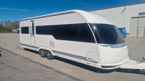 Hobby 650 Ukfe Premium *Barnkammare *Dubbelsäng *Skinn - 2015