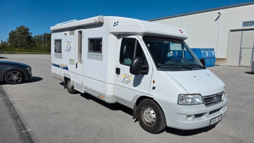 Bürstner T625 Harmony *Fin *Endast 7700 mil  - 2002