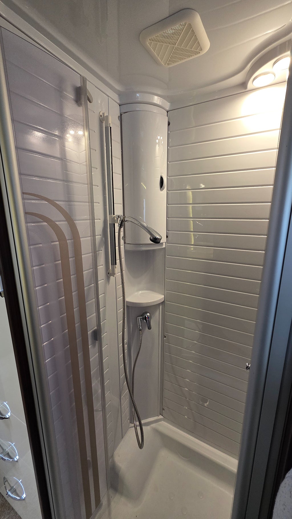 Bürstner Argos 747 -2 Automat AC Alde - 2017 - Bild 17