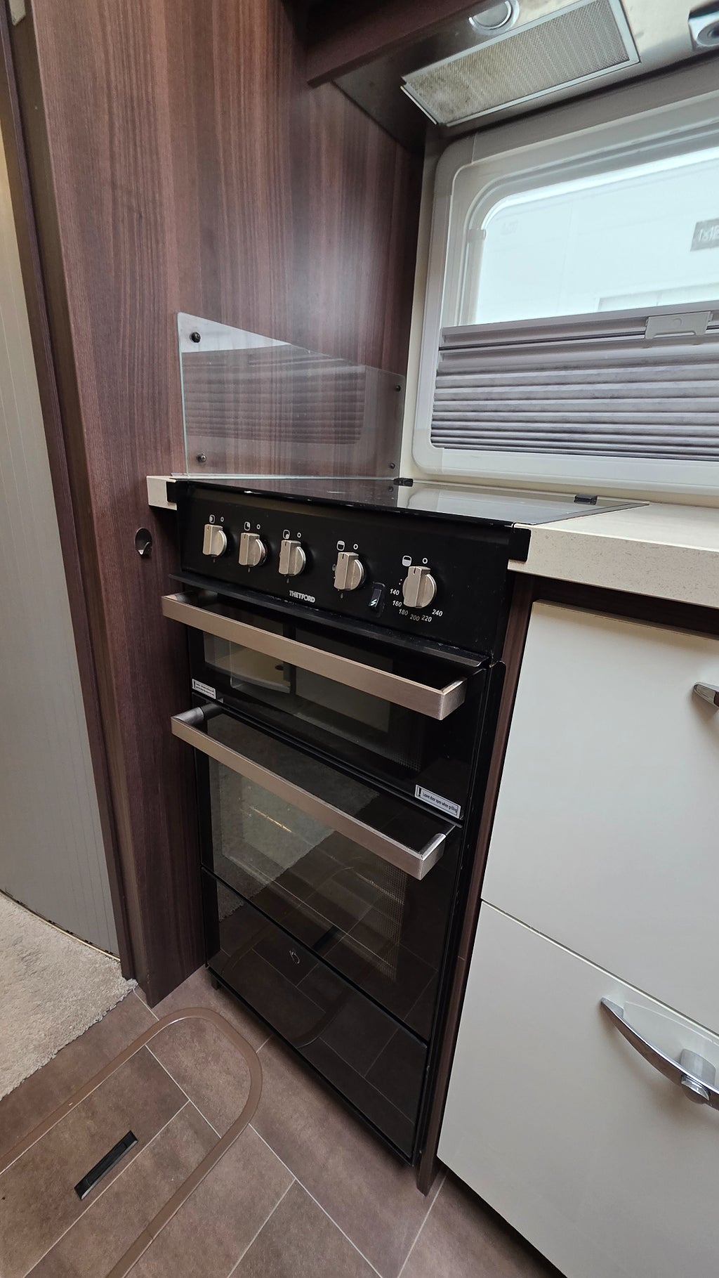 Bürstner Argos 747 -2 Automat AC Alde - 2017 - Bild 12