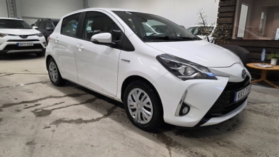 Toyota Yaris Hybrid e-CVT Active *3000 mil - 2019