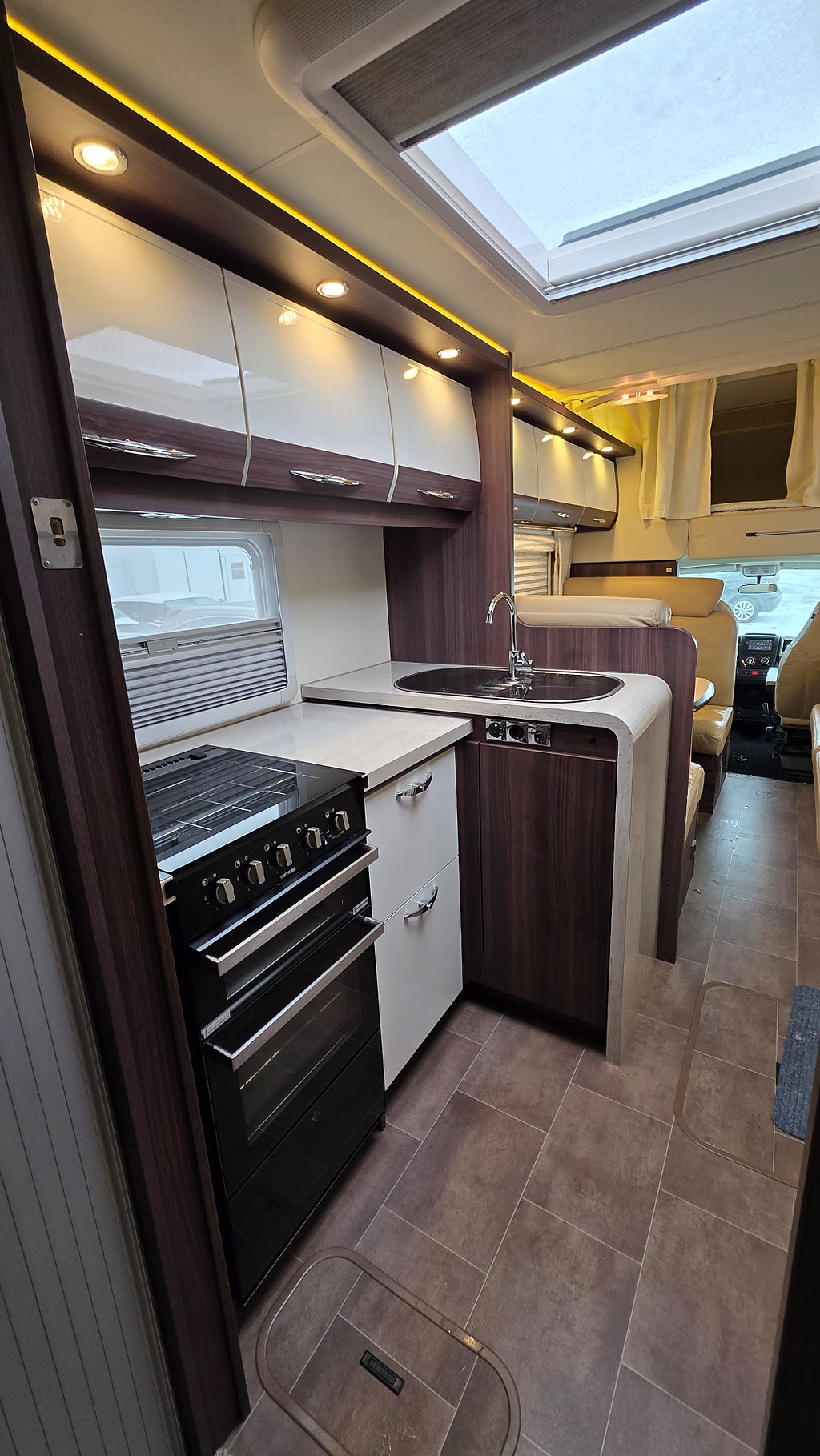 Bürstner Argos 747 -2 Automat AC Alde - 2017 - Bild 7