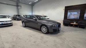 Jaguar XE 20d Euro 6 - 2019 - Bild 8