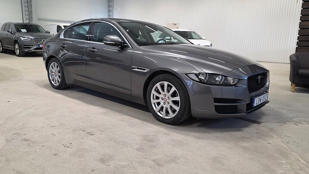Jaguar XE 20d Euro 6 - 2019 - Bild 7