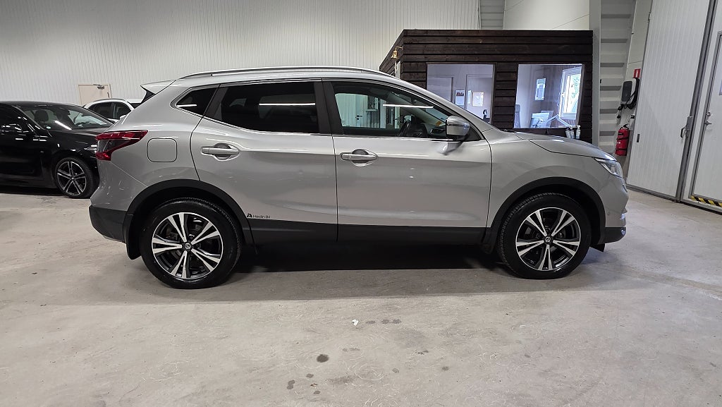 Nissan Qashqai 1.2 DIG-T Tekna *Navigation *Backkamera *Vhjul 6600 mil - 2018 - Bild 5