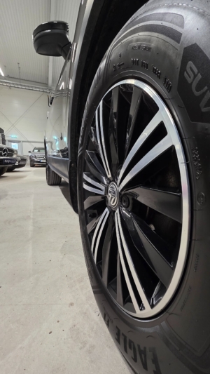 Volkswagen Tiguan 1.4 TSI ACT 4Motion *Drag *Värmare mm - 2018 - Bild 8