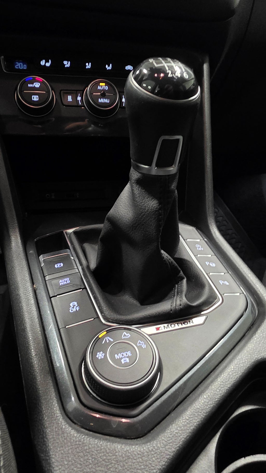 Volkswagen Tiguan 1.4 TSI ACT 4Motion *Drag *Värmare mm - 2018 - Bild 18
