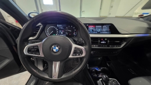 BMW 118I M-Sport *Automat *1 ägare *Gotlandsbil *Drag - 2021 - Bild 17