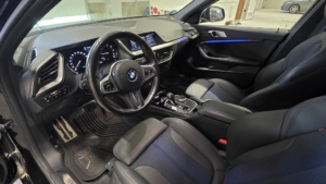 BMW 118I M-Sport *Automat *1 ägare *Gotlandsbil *Drag - 2021 - Bild 15