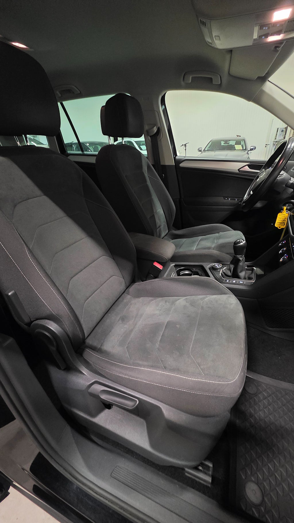 Volkswagen Tiguan 1.4 TSI ACT 4Motion *Drag *Värmare mm - 2018 - Bild 20