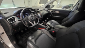 Nissan Qashqai 1.2 DIG-T Tekna *Navigation *Backkamera *Vhjul 6600 mil - 2018 - Bild 14