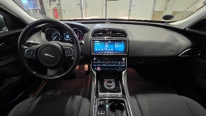 Jaguar XE 20d Euro 6 - 2019 - Bild 15