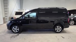 Alternative view of Volkswagen Caddy Maxi 2.0 TDI DPF 4Motion Lång *Gotlandsbil - 2013