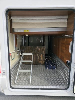 McLouis Nevis 876G *Queensbed *Taksäng *Ugn *Solcell *5700 mil - 2013 - Bild 10