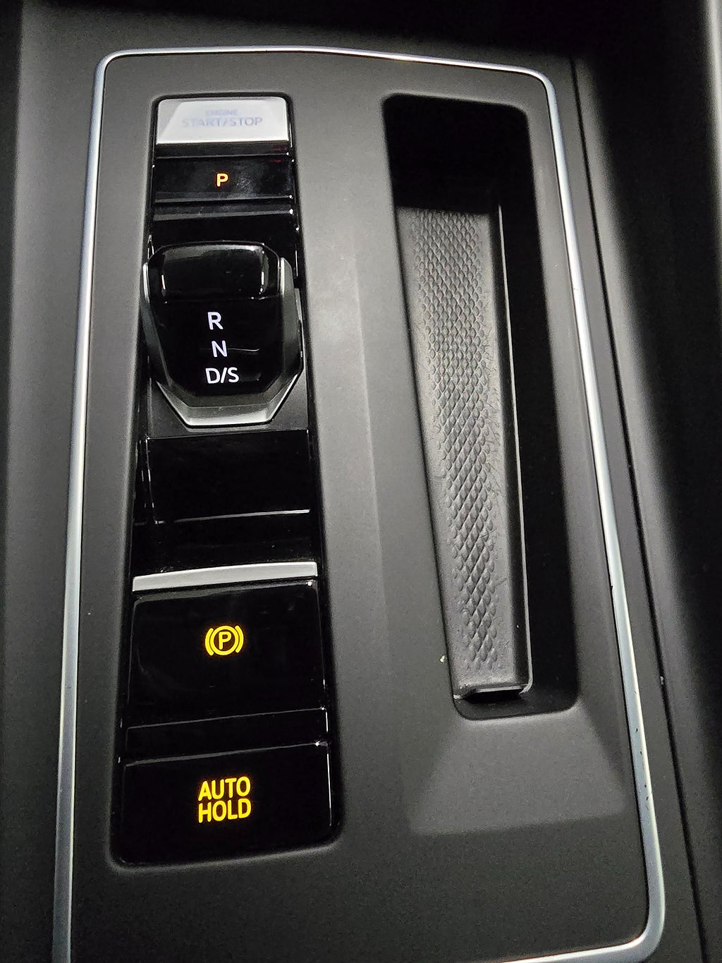 Volkswagen Golf I SC 1.5 eTSI ACT Base *Automat *Dragkrok *Backkamera - 2023 - Bild 19
