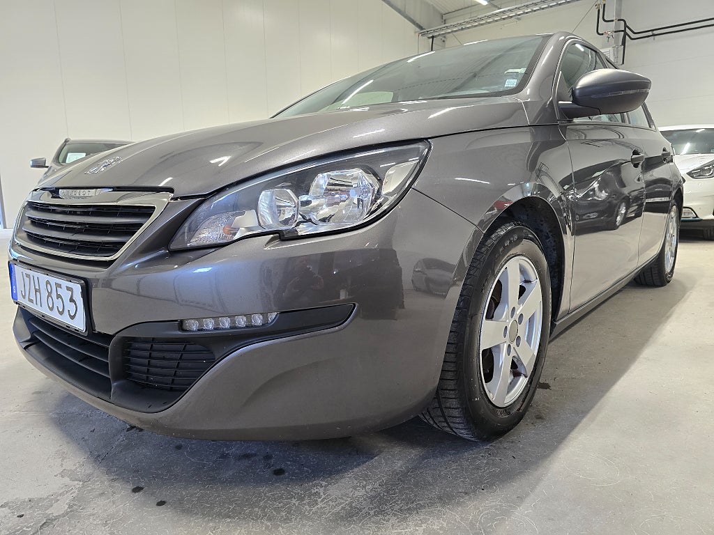 Peugeot 308 1.2 VTi 82 Access Euro 6 *8300 mil *Vinterhjul - 2016 - Bild 10