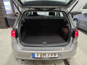 Volkswagen Golf 1.2 TSI BMT Base *Skatt 426:-/år *V-hjul *7500 mil - 2017 - Bild 17