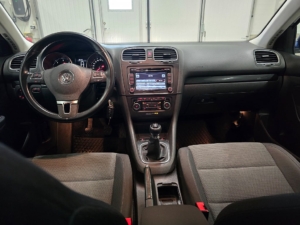 Volkswagen Golf 1.6 TDI DPF BMT Masters *Dragkrok *Motorvärmare - 2012 - Bild 17