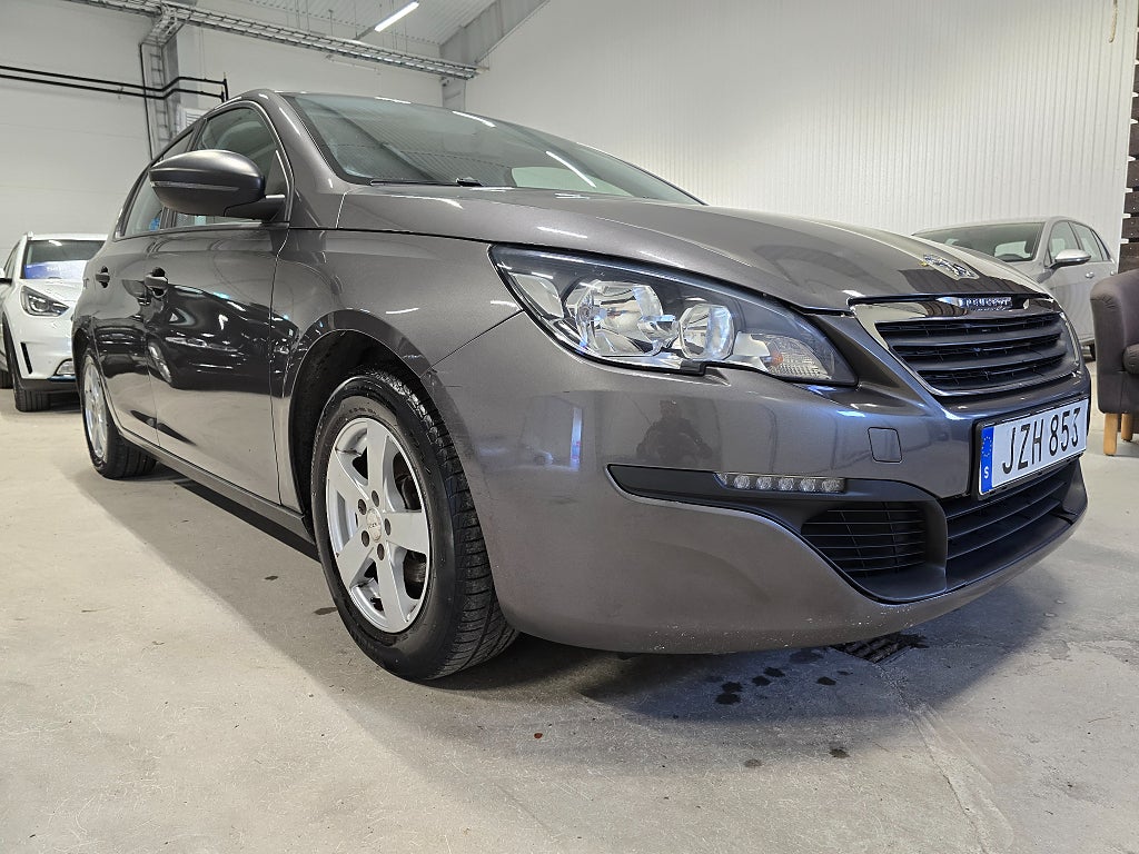 Peugeot 308 1.2 VTi 82 Access Euro 6 *8300 mil *Vinterhjul - 2016 - Bild 11