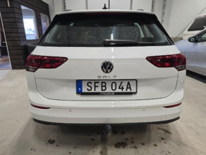 Volkswagen Golf I SC 1.5 eTSI ACT Base *Automat *Dragkrok *Backkamera - 2023 - Bild 7