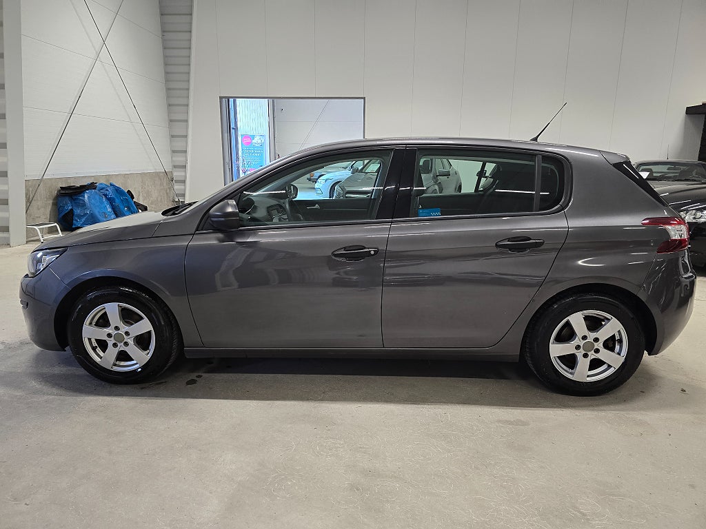 Peugeot 308 1.2 VTi 82 Access Euro 6 *8300 mil *Vinterhjul - 2016 - Bild 9