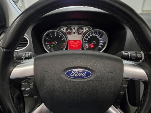 Ford Focus CC CC 2.0 Titanium *Skinn *Vinterhjul *2 brukare - 2008 - Bild 11