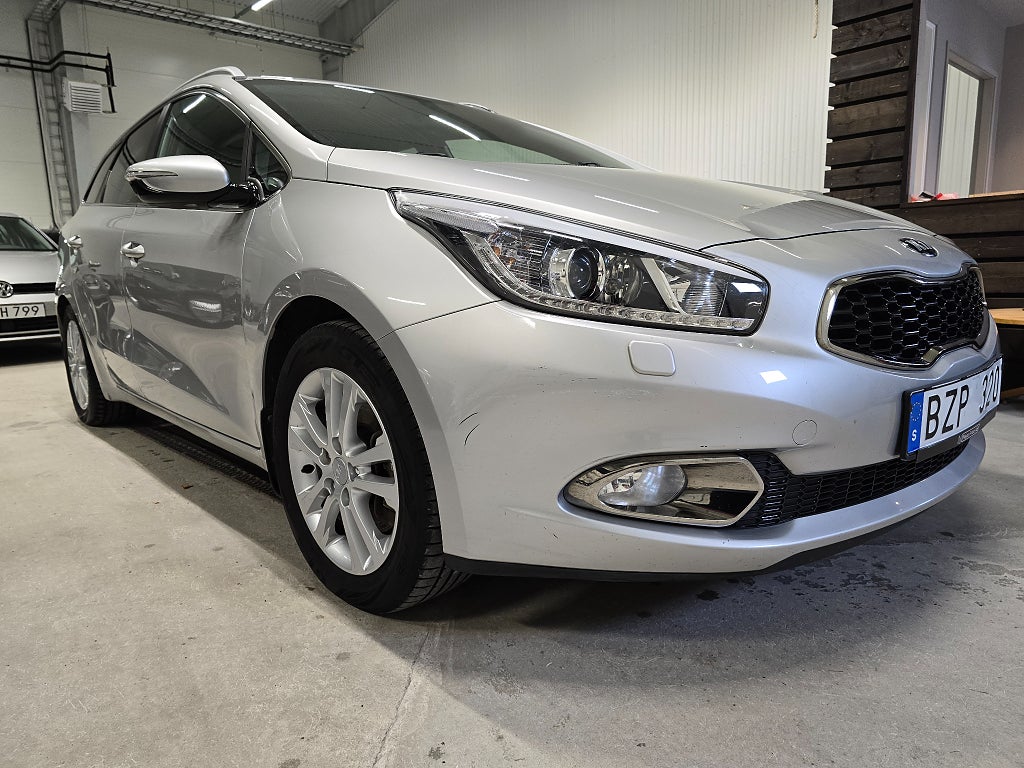 Kia Ceed 1.6 CRDi EX Comfort *Gotlandsbil *Dragkrok - 2014 - Bild 10