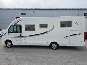 McLouis Nevis 876G *Queensbed *Taksäng *Ugn *Solcell *5700 mil - 2013 - Bild 7