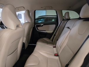 Volvo XC60 D4 AWD Geartronic Classic Summum - 2017 - Bild 14