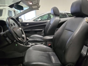 Ford Focus CC CC 2.0 Titanium *Skinn *Vinterhjul *2 brukare - 2008 - Bild 13