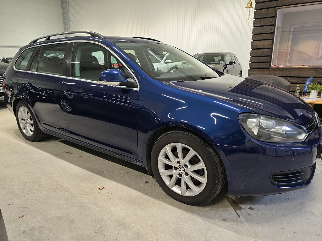 Volkswagen Golf 1.6 TDI DPF BMT Masters *Dragkrok *Motorvärmare - 2012 - Bild 4