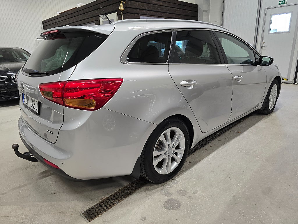 Kia Ceed 1.6 CRDi EX Comfort *Gotlandsbil *Dragkrok - 2014 - Bild 5