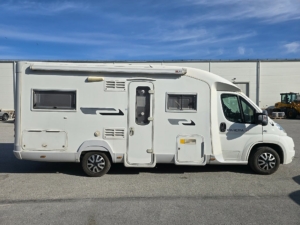Alternative view of Ci Riviera 55P *Fransk bädd *Ugn *Solceller - 2007