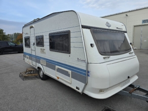 Hobby 495 UL Easy *Långbäddar *Förtält - 2002