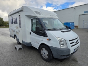 Home-car H33 Fun *Fransk bädd *599 cm lång *3400 mil - 2010