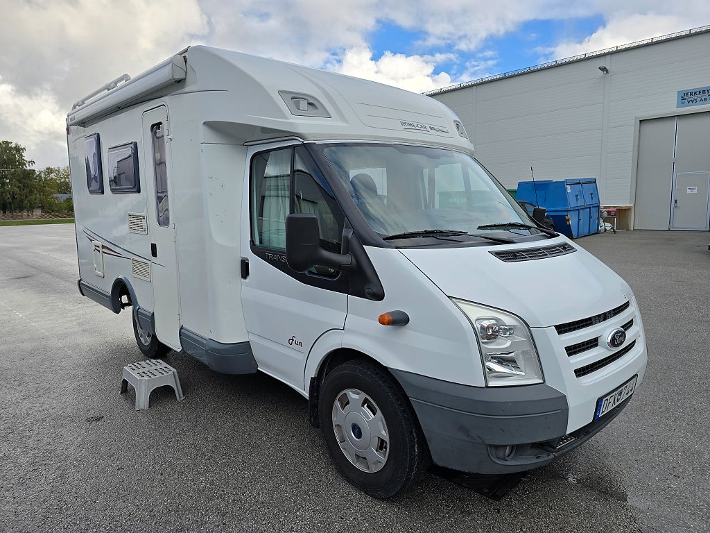 Home-car H33 Fun *Fransk bädd *599 cm lång *3400 mil - 2010