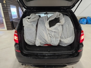 BMW X3 xDrive20d Steptronic *Automat *Vinterhjul - 2012 - Bild 21