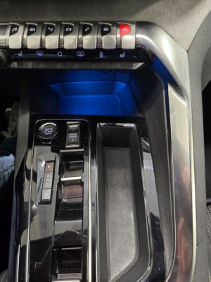 Peugeot 3008 1.2 PureTech 130 EAT GT *Automat *Backkamera - 2023 - Bild 16