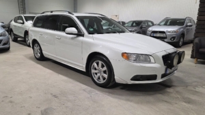 Volvo V70 D3 Momentum Euro 5 - 2012 - Bild 8