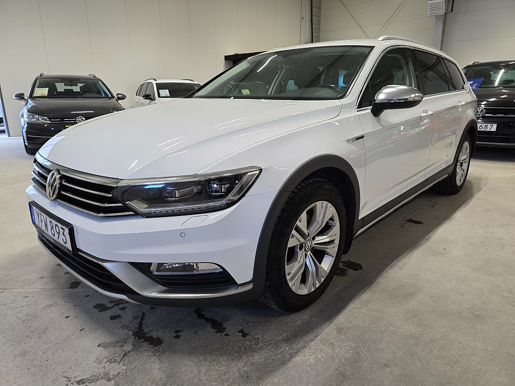 Volkswagen Passat Alltrack 2.0 TDI BMT 4Motion Alltrack *Drag *Värmare *Kam - 2017