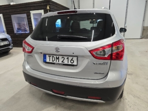 Suzuki S-Cross SX4 1.6 16V AllGrip *Gotlandsbil *Dragkrok *6800 mil - 2015 - Bild 6