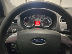 Ford Kuga 2.0 TDCi AWD Automat Titanium *Drag *Vinterhjul *3,95% - 2011 - Bild 15