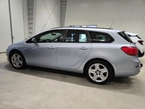 Opel Astra Sports Tourer 1.6 Enjoy *Gotlandsbil *Dragkrok - 2014 - Bild 9