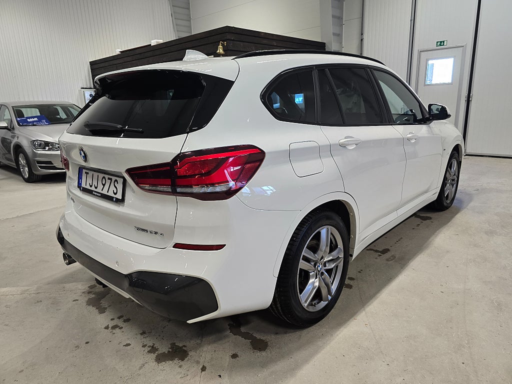 BMW X1 xDrive25e Steptronic M Sport *Dragkrok *Skinn *Panorama - 2021 - Bild 7