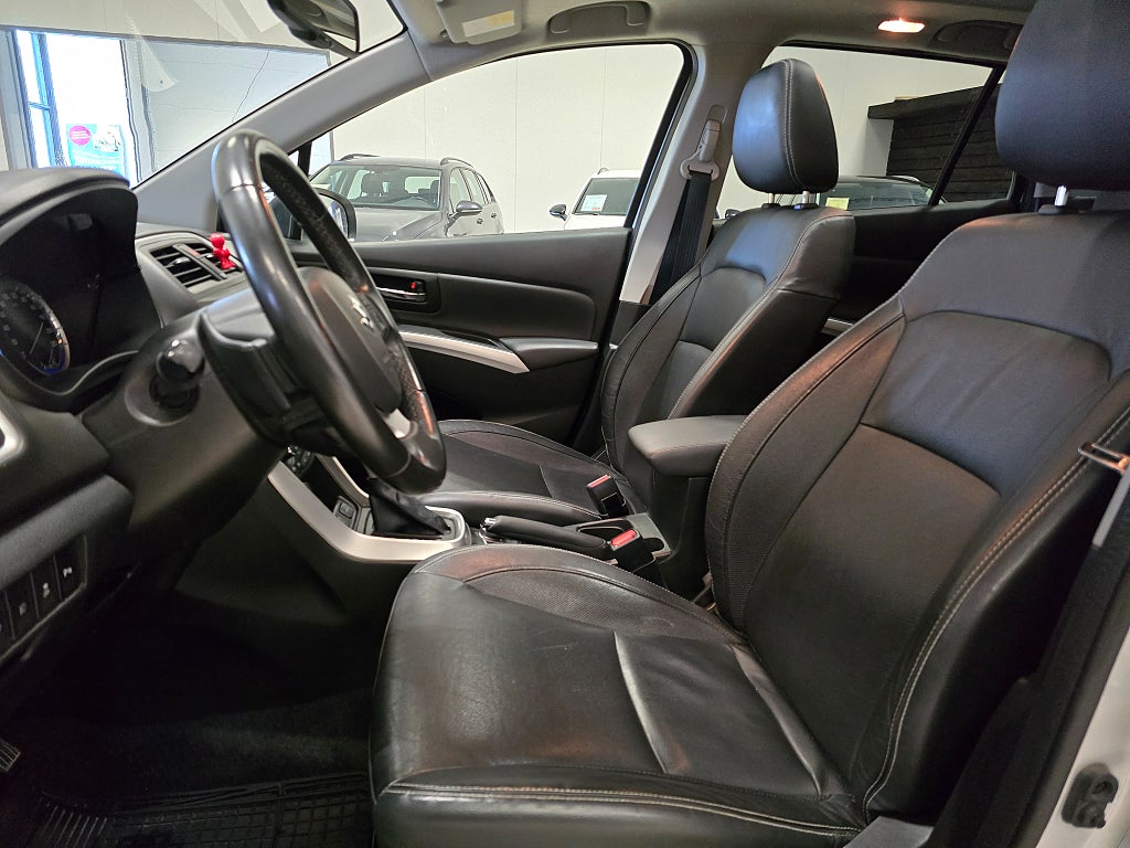Suzuki S-Cross SX4 1.6 16V AllGrip *Gotlandsbil *Dragkrok *6800 mil - 2015 - Bild 12