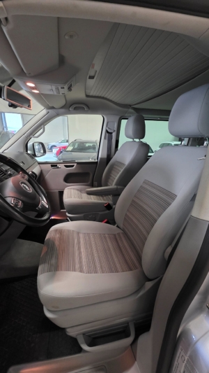 Volkswagen California 2.0 TDI BMT Campervan Aut *Markis *Jättefin - 2014 - Bild 10