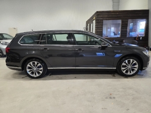 Volkswagen Passat GTE 1.4 TSI ACT GTE *Cockpit *Drag *Alcantara - 2018 - Bild 5