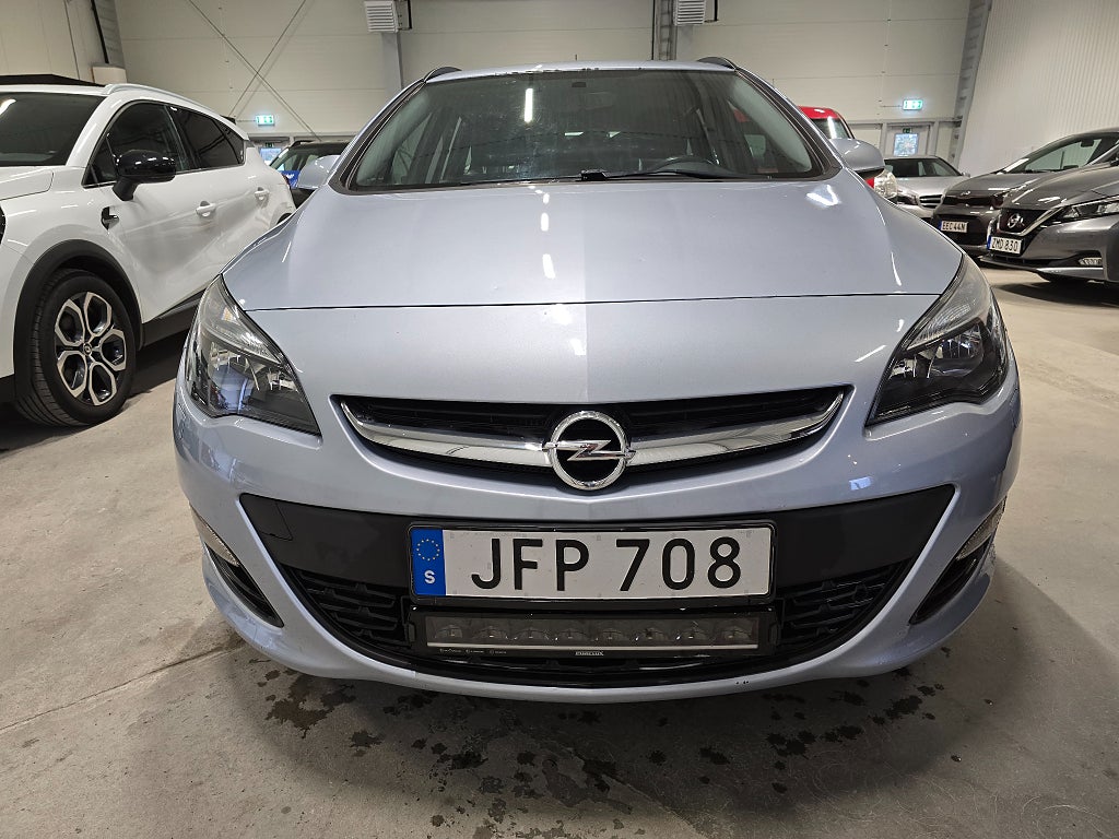 Opel Astra Sports Tourer 1.6 Enjoy *Gotlandsbil *Dragkrok - 2014 - Bild 2