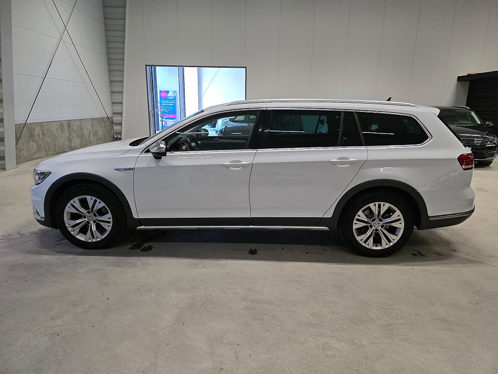 Volkswagen Passat Alltrack 2.0 TDI BMT 4Motion Alltrack *Drag *Värmare *Kam - 2017 - Bild 9