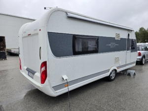 Hobby 560 FFE De Luxe *Queensbed *Förtält *Dusch *Markis - 2014 - Bild 4